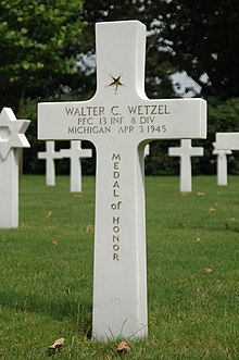 Walter Wetzel grave.jpg