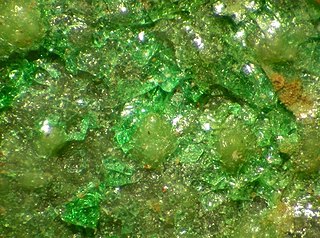 <span class="mw-page-title-main">Widgiemoolthalite</span> Carbonate mineral