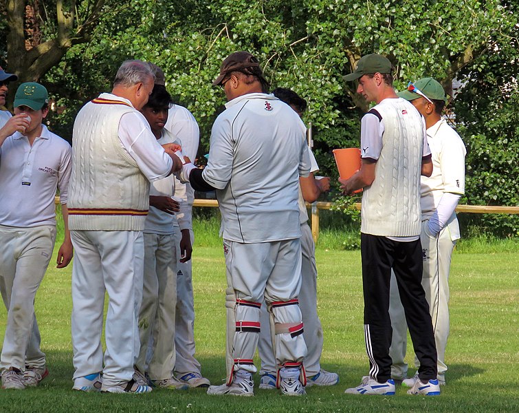 File:Woodford Green CC v. Hackney Marshes CC at Woodford, East London, England 106.jpg