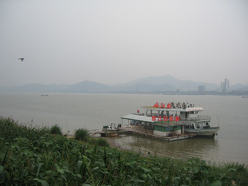 File:Xijiang Zhaoqing.JPG