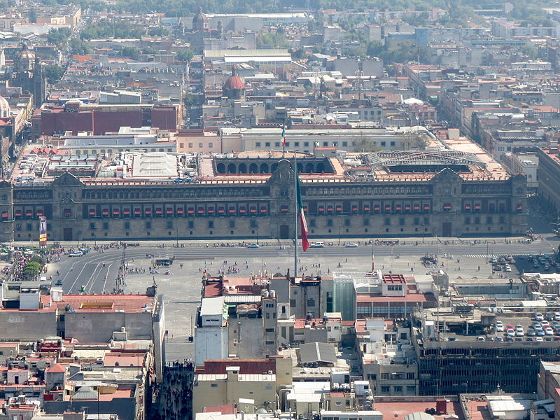 File:Zócalo del DF desde la Torre Latinoamericana.JPG