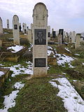 Миниатюра для Файл:Памятник на могиле Утбанова М..jpg