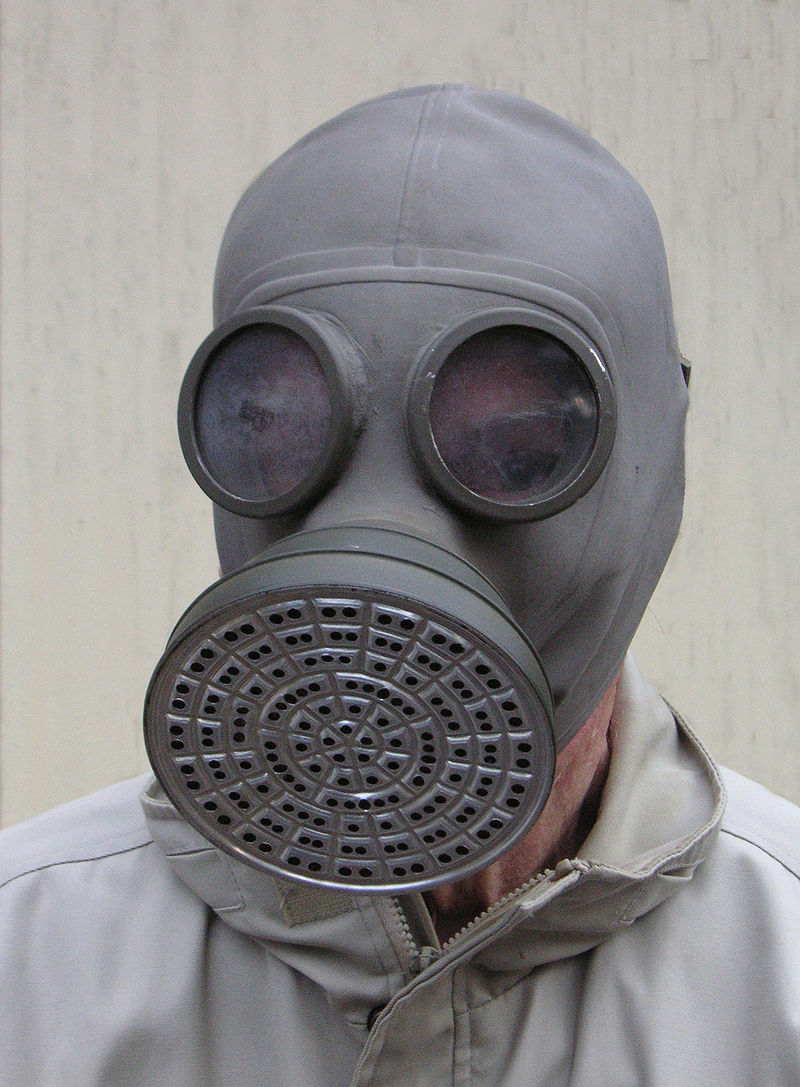 Category:Gas masks -