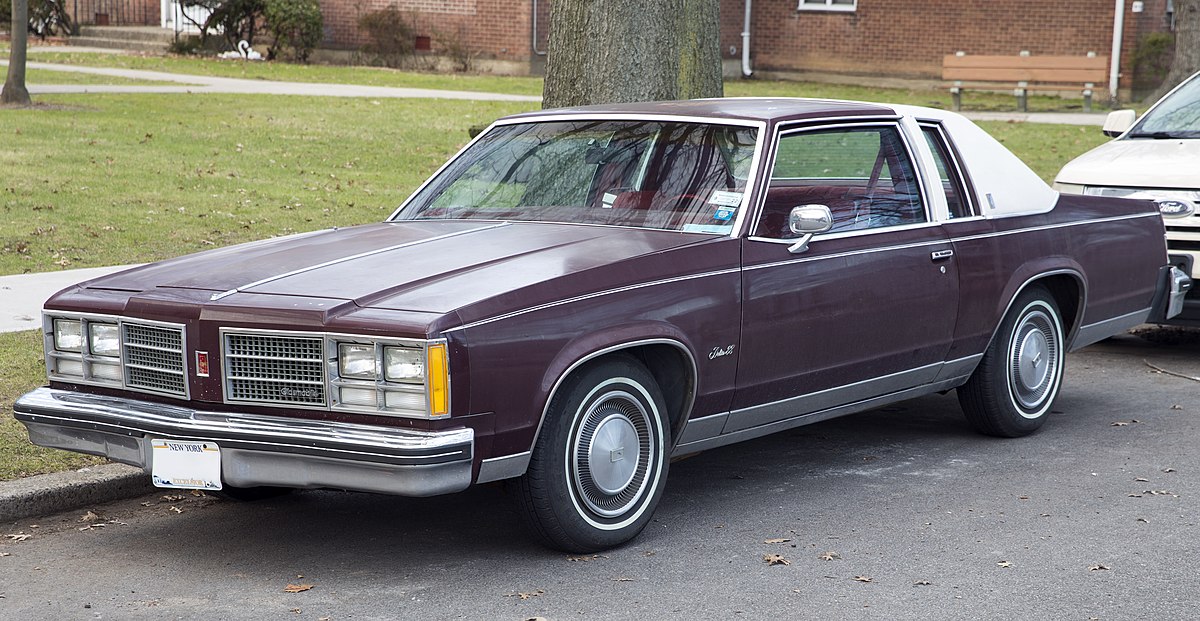 Oldsmobile Delta 88 Royale