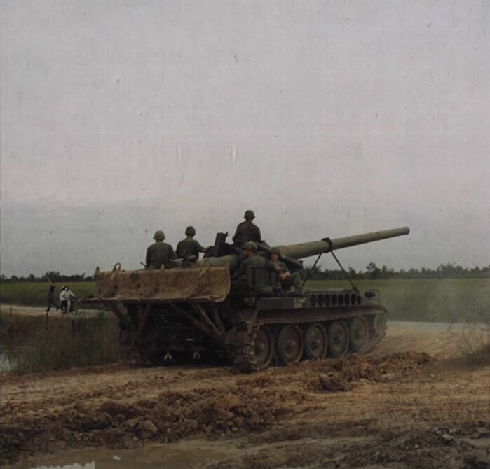 File:2nd Battalion, 32nd Artillery M107.jpg