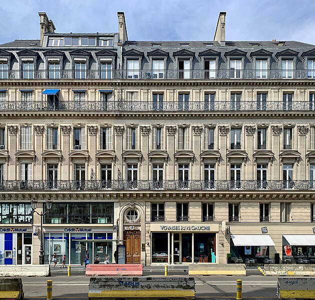 File:3 Avenue de l'Opéra, Paris (01).jpg