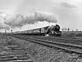 Thumbnail for File:4472 FLYING SCOTSMAN at Swayfield Lodge.jpg