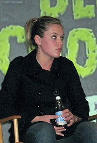 Agnes Bruckner (2007).