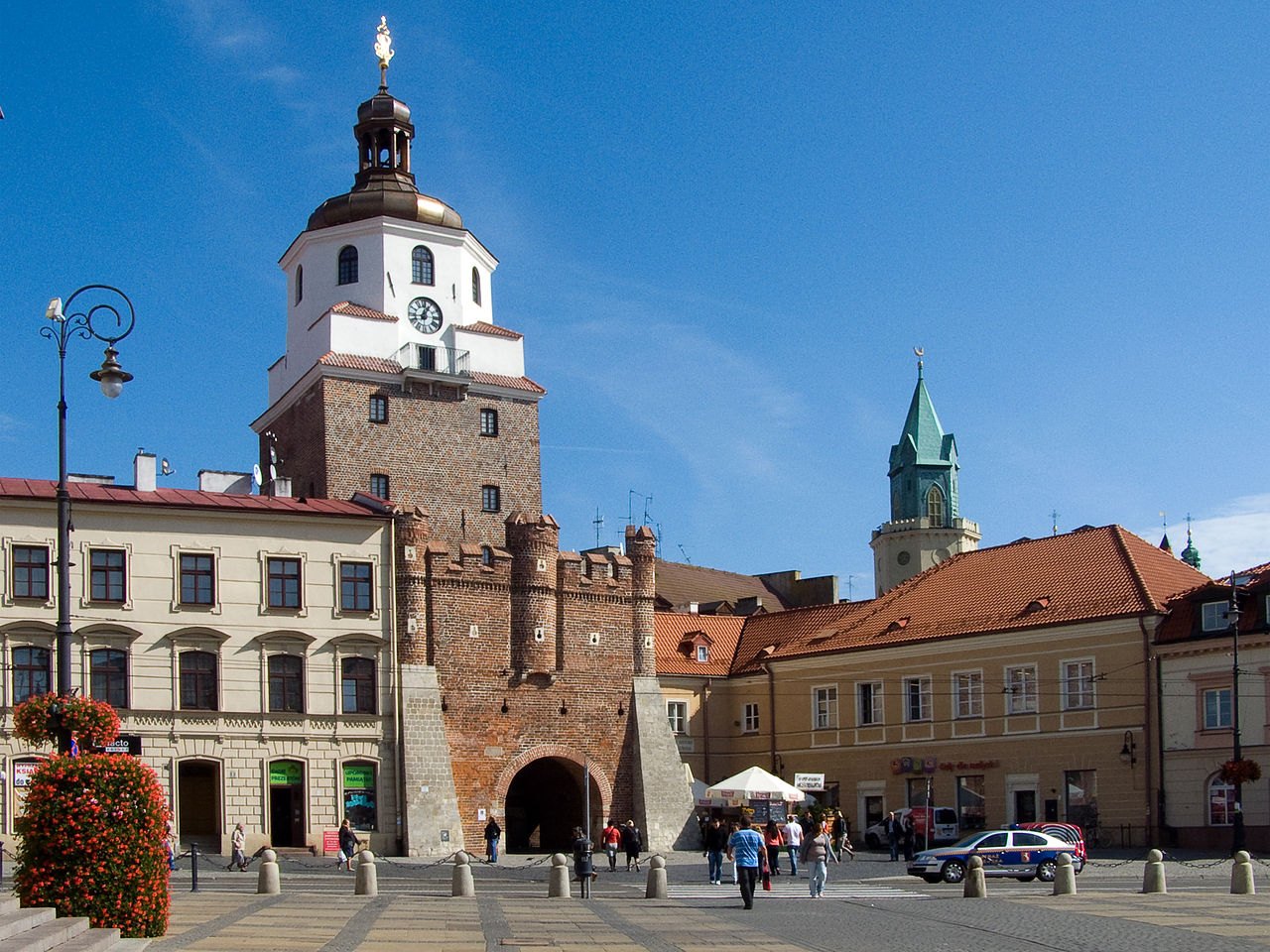 Pologne - Porte de Cracovie 1280px-Alians_PL%2CCracowGateInLublin%2C2012%2CP9240022