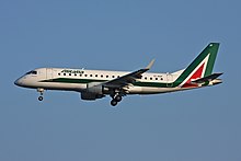 Un Embraer 175 di Alitalia CityLiner.