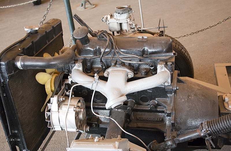 File:Anadol FW11 Kent 1.6 engine.jpg