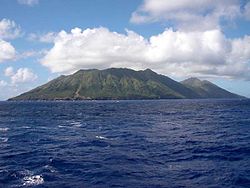 アナタハン島: 北マリアナ諸島の火山島