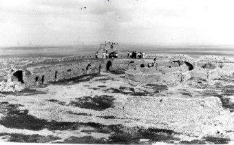 Castillo histórico de Aski Mosul antes de ser sumergido por el agua de la presa.