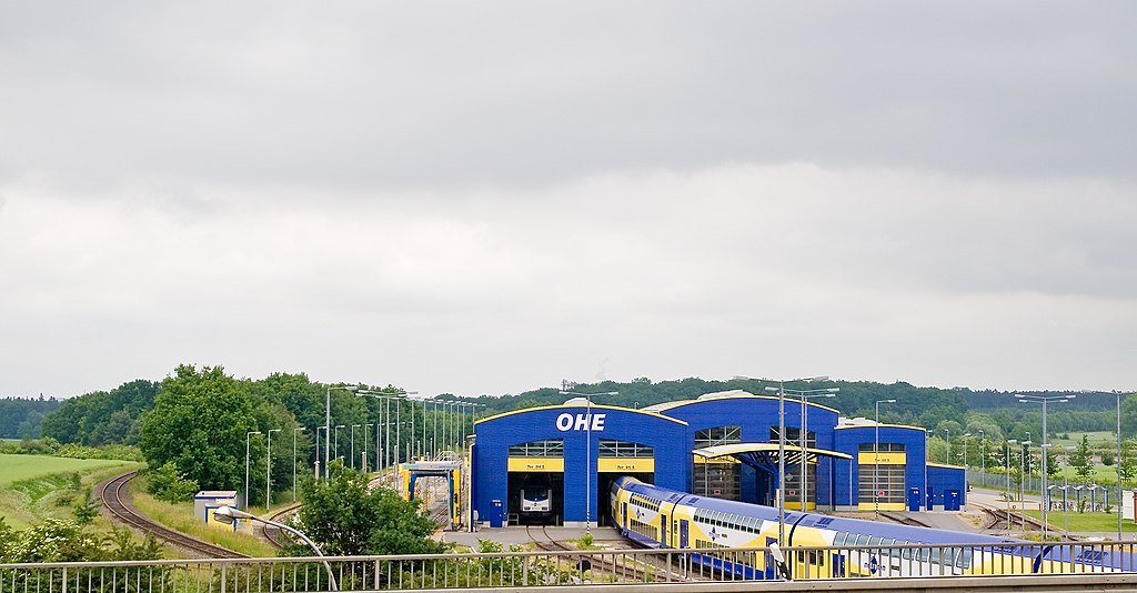 Die Osthannoversche Eisenbahnen AG (OHE) 1024px-Bahnstrecke_Uelzen-Dannenberg_9192