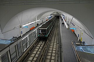 <span class="mw-page-title-main">Paris Métro Line 4</span> Subway route in the French capital