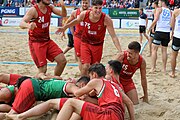 Deutsch: Beachhandball Europameisterschaften 2019 (Beach handball Euro); Tag 6: 7. Juli 2019 – Spiel um Platz Drei, Männer, Ungarn-Russland 2:0 (26:20, 23:22) English: Beach handball Euro; Day 6: 7 July 2019 – Men's Bronze Medal Match – Hungary-Russia 2:0 (26:20, 23:22)