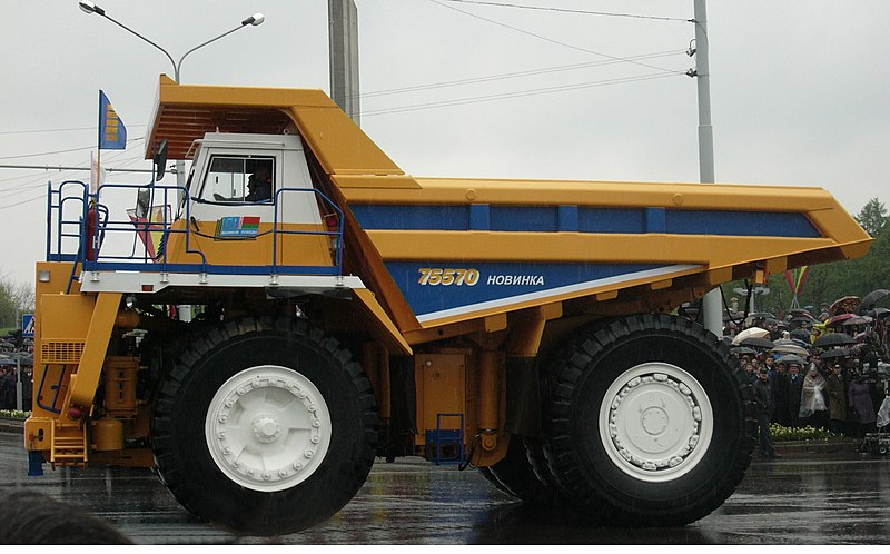 File:Belaz 75570 2.jpg