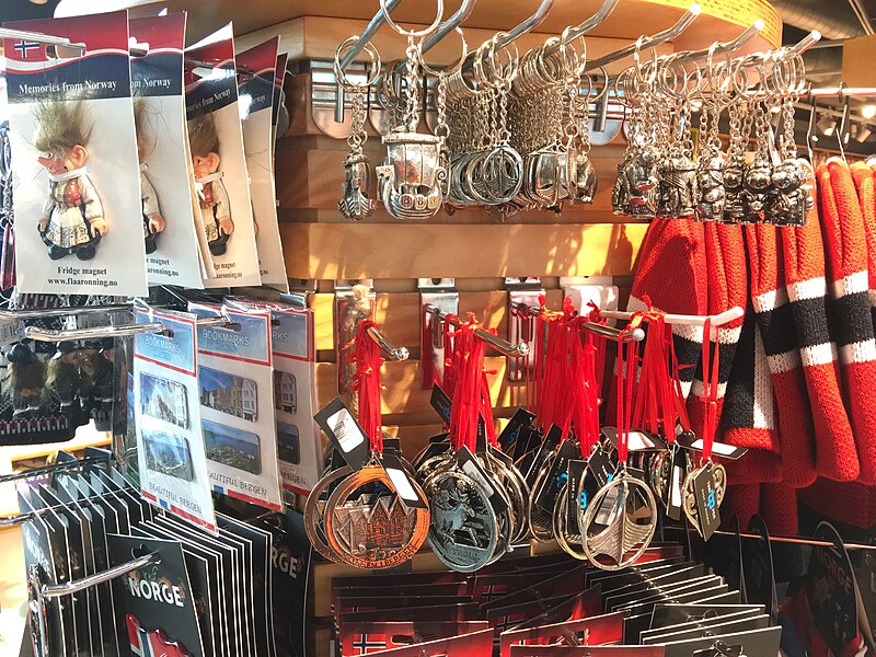 File:Bergen Airport, Flesland, Norway (Bergen lufthavn). Norwegian souvenirs, key rings etc. for sale. 2018-03-23 B.jpg