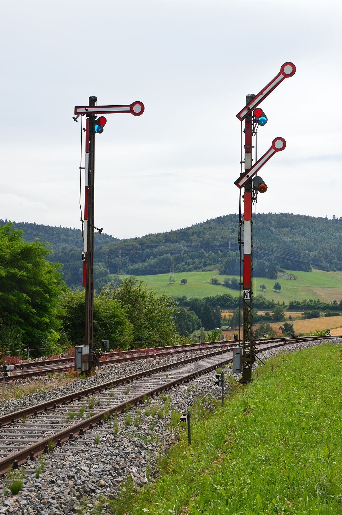 train signal lights