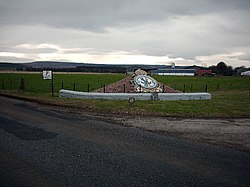Мемориал Болота Мейна близ Элгина - geograph.org.uk - 121216.jpg