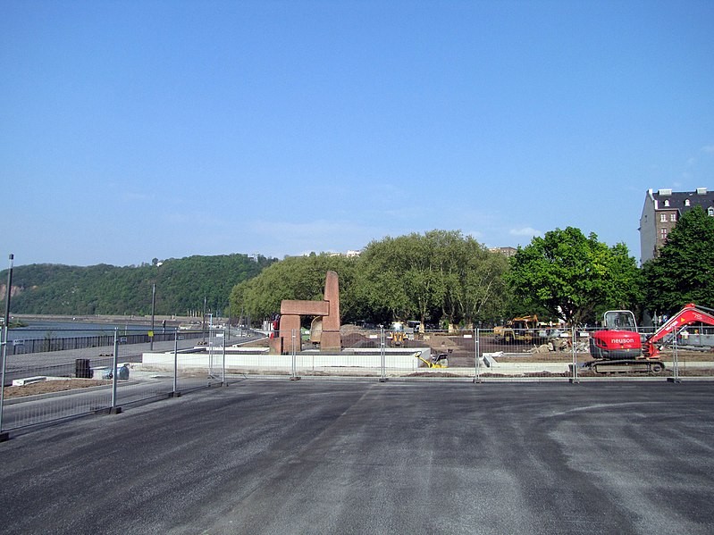 File:Buga 2011 Koblenz - Bauarbeiten Moselufer 05-2010.jpg