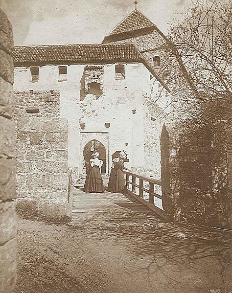 File:Burg Runkelstein 25.3.1898.JPG