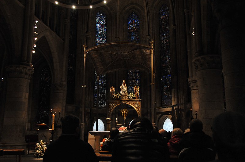 File:CAMINO DE SANTIAGO ABRIL 2012. MISA DEL PEREGRINO - panoramio.jpg