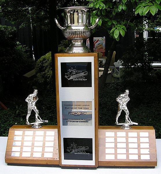 File:CHL Player of the Year.jpg