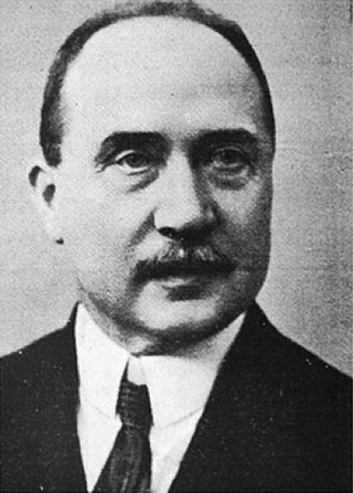 <span class="mw-page-title-main">Corneliu Șumuleanu</span> Romanian chemist and politician