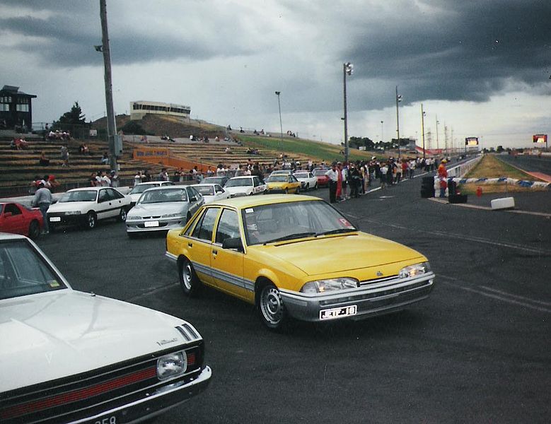 File:Calder park street drags01.jpg