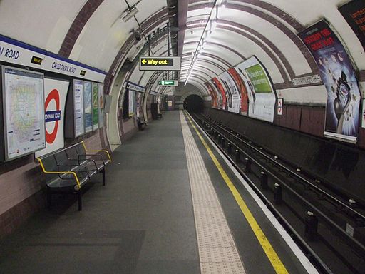 Caledonian Road westbound look north