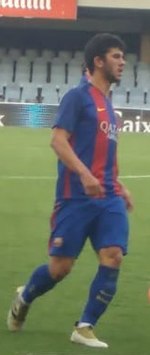 Carles Aleñá v dresu Barcelony B (2017)