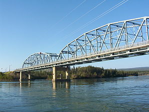 Brücke über den Yukon in Carmacks
