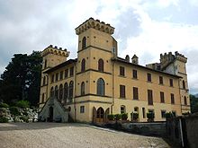 Bonsi Castle in Pietrapiana. Castello dei Bonsi01.JPG