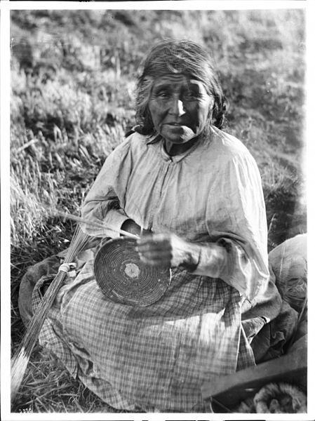 File:Coahuilla Indian woman, Maria Los Angeles, a basket maker, ca.1900 (CHS-3825).jpg