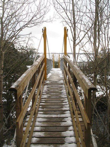 File:Elba Bridge - geograph.org.uk - 1726042.jpg