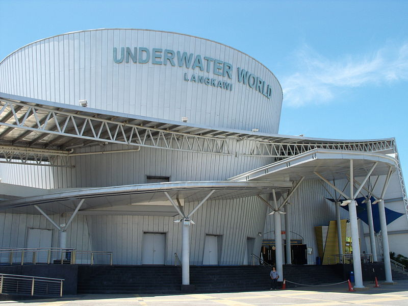 File:Entrance to Underwater World, Langkawi.jpg