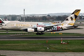 Choose the United Kingdom Airbus A380-800 (A6-APC)