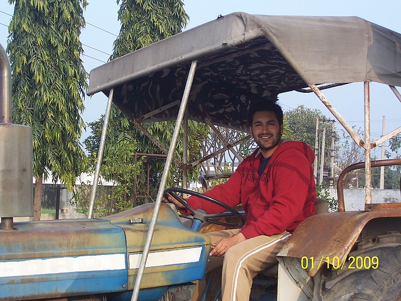 File:Ford 3610 tractor.jpg