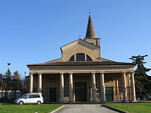 Esterno della Basilica di San Rufillo