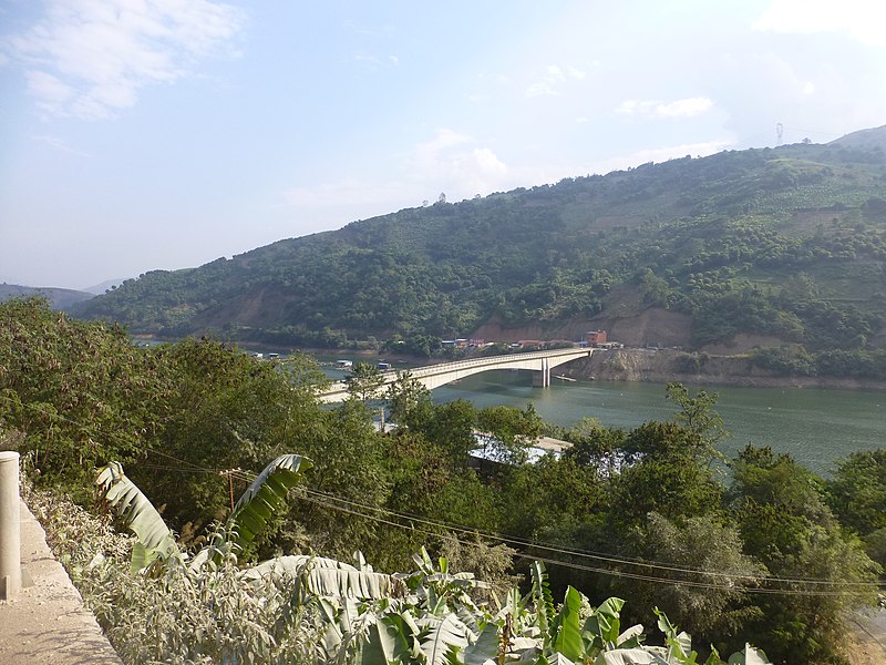 File:Gejiu - Red River Valley - P1380025 - Manban Bridge.JPG