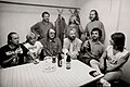 Skupina George & Beatovens se zpěvákem Petrem Novákem (sedící třetí zleva) v roce 1992. Michal Pavlík sedící první zleva.
