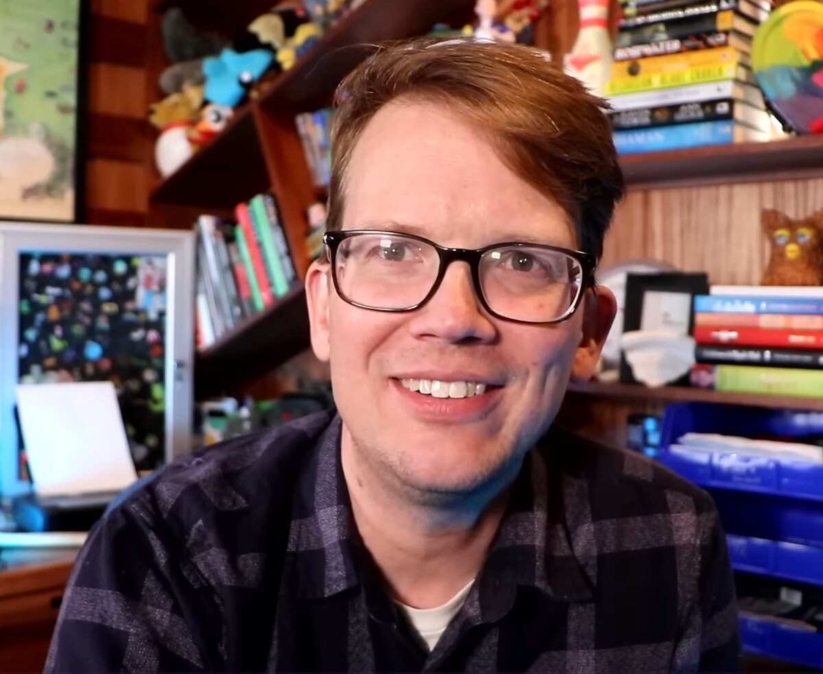 Hank Green image