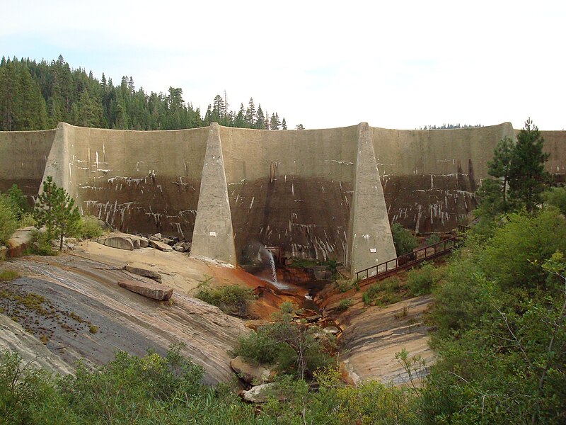 File:Hume.Dam.Structure.JPG