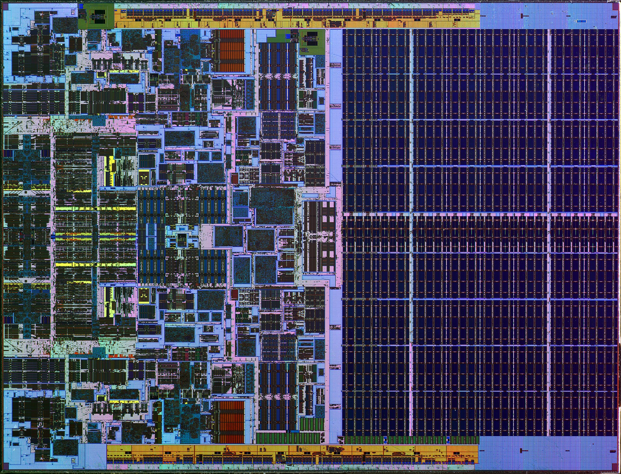 Intel Xeon 3060 Conroe (Reshoot) - Flickr - cole8888
