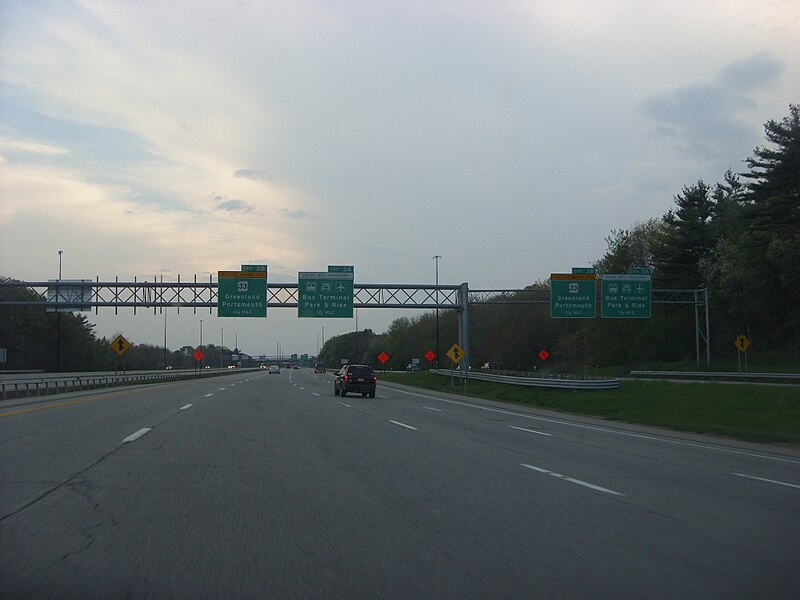 File:Interstate 95 - New Hampshire - 4142709693.jpg