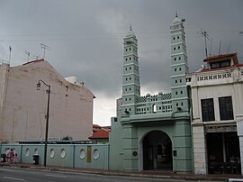 Jamae Mosque 3, Dec 05.JPG