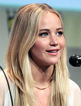 The performance of Jennifer Lawrence received widespread acclaim and the 22-year-old received the Academy Award for Best Actress in a Leading Role, becoming the second-youngest Best Actress winner.