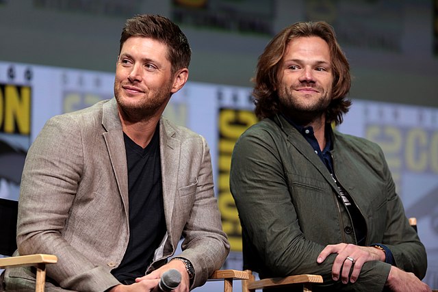 Jensen Ackles (left) and Jared Padalecki (right) portray the series' main characters.