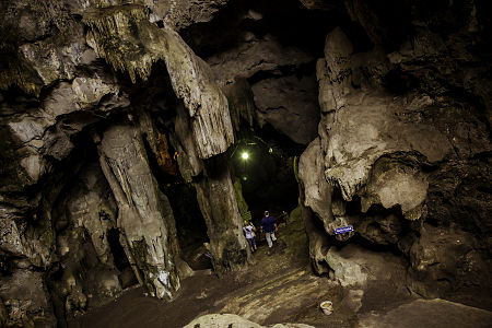 ไฟล์:Khao Luang Cave thailand.JPG